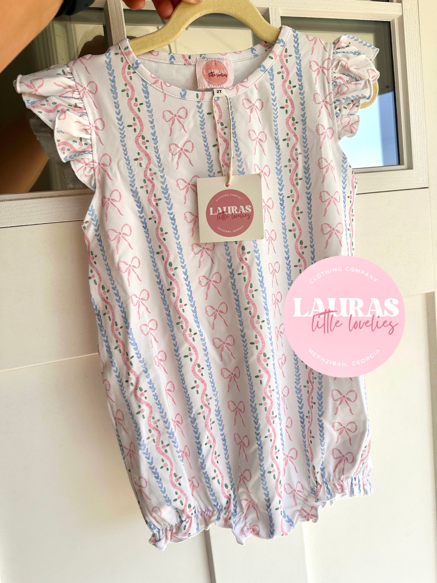 Swirly Bows Collection