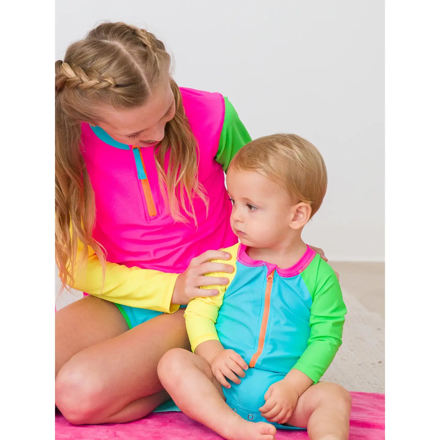 Tween Girls Neon Color Block Long Sleeve Zipper Rash Guard 2-Piece