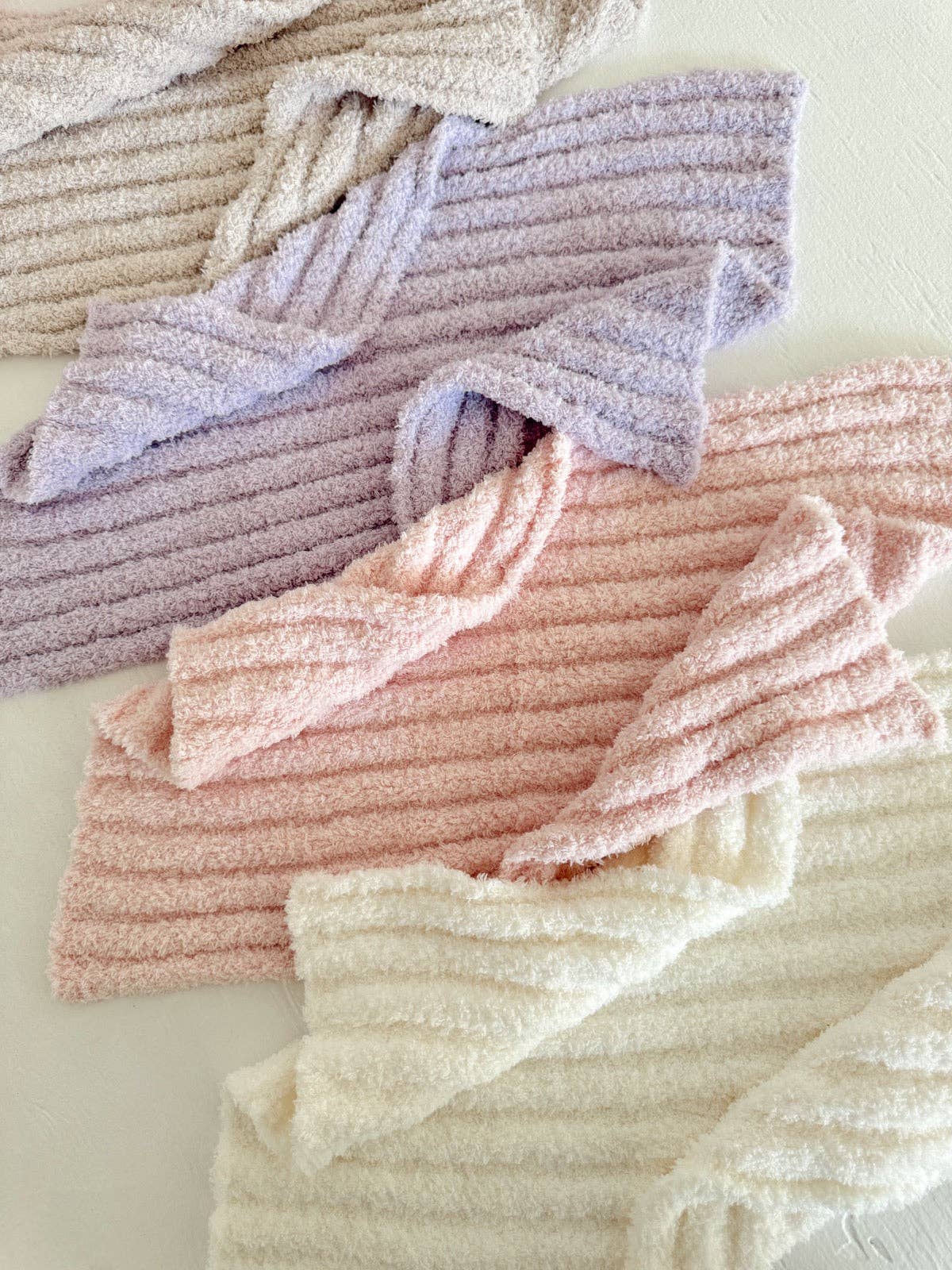 Phufy® Bliss Wave Mini Blanket, Cream
