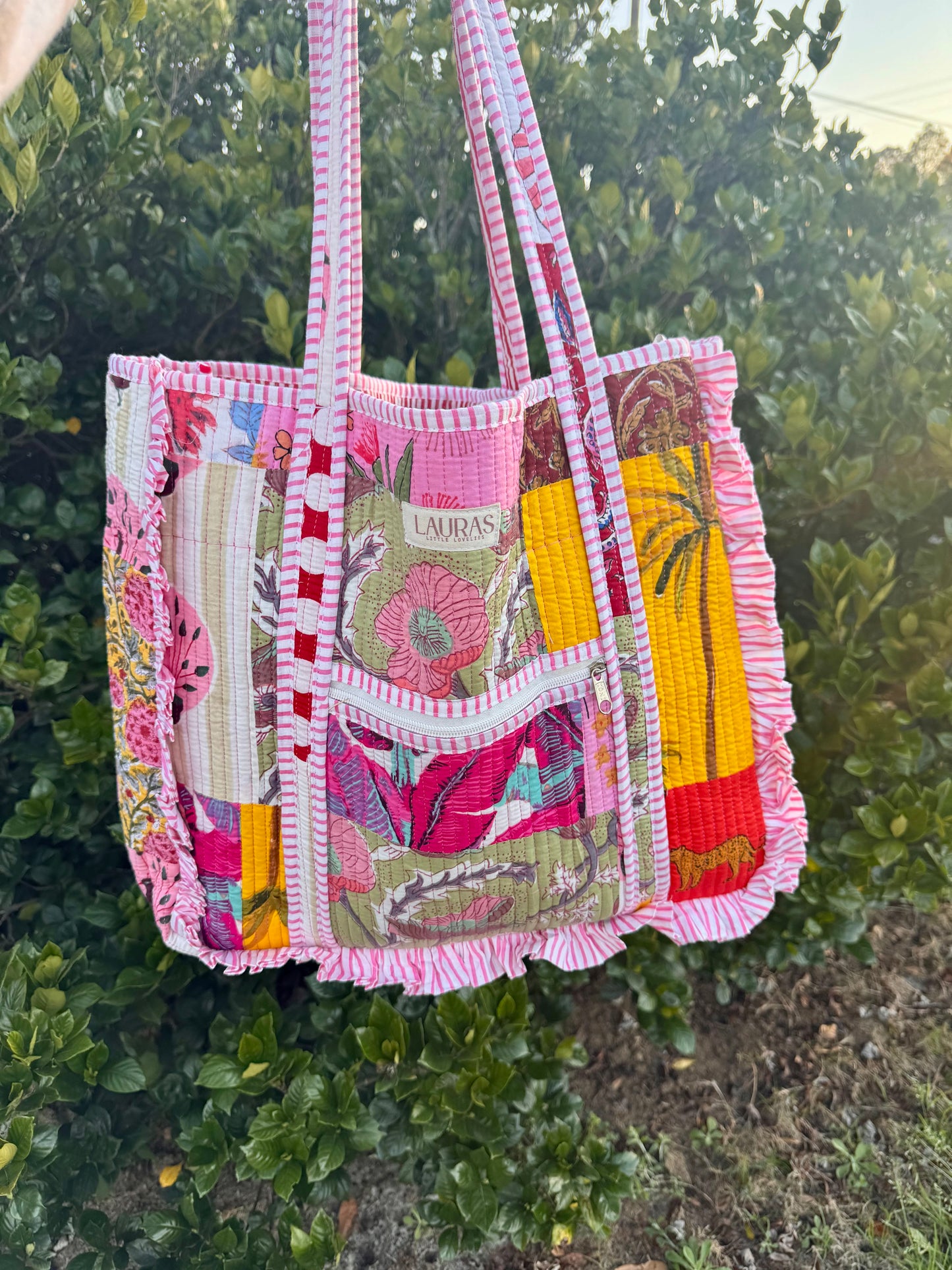 Willa Ruffled Tote 2