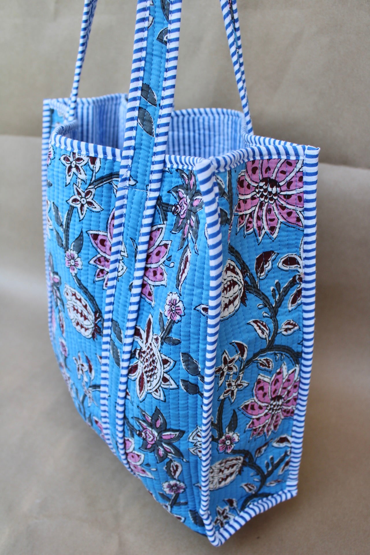 Vinnie Tote