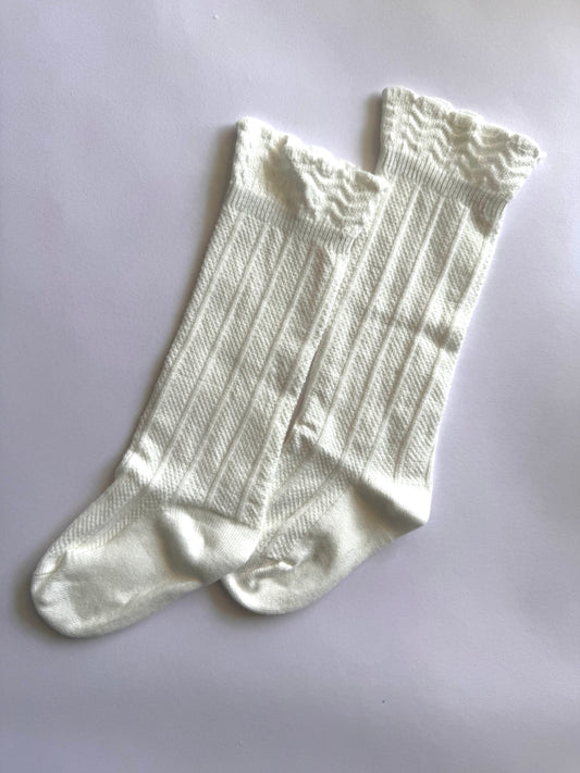 Scallop Knee Socks
