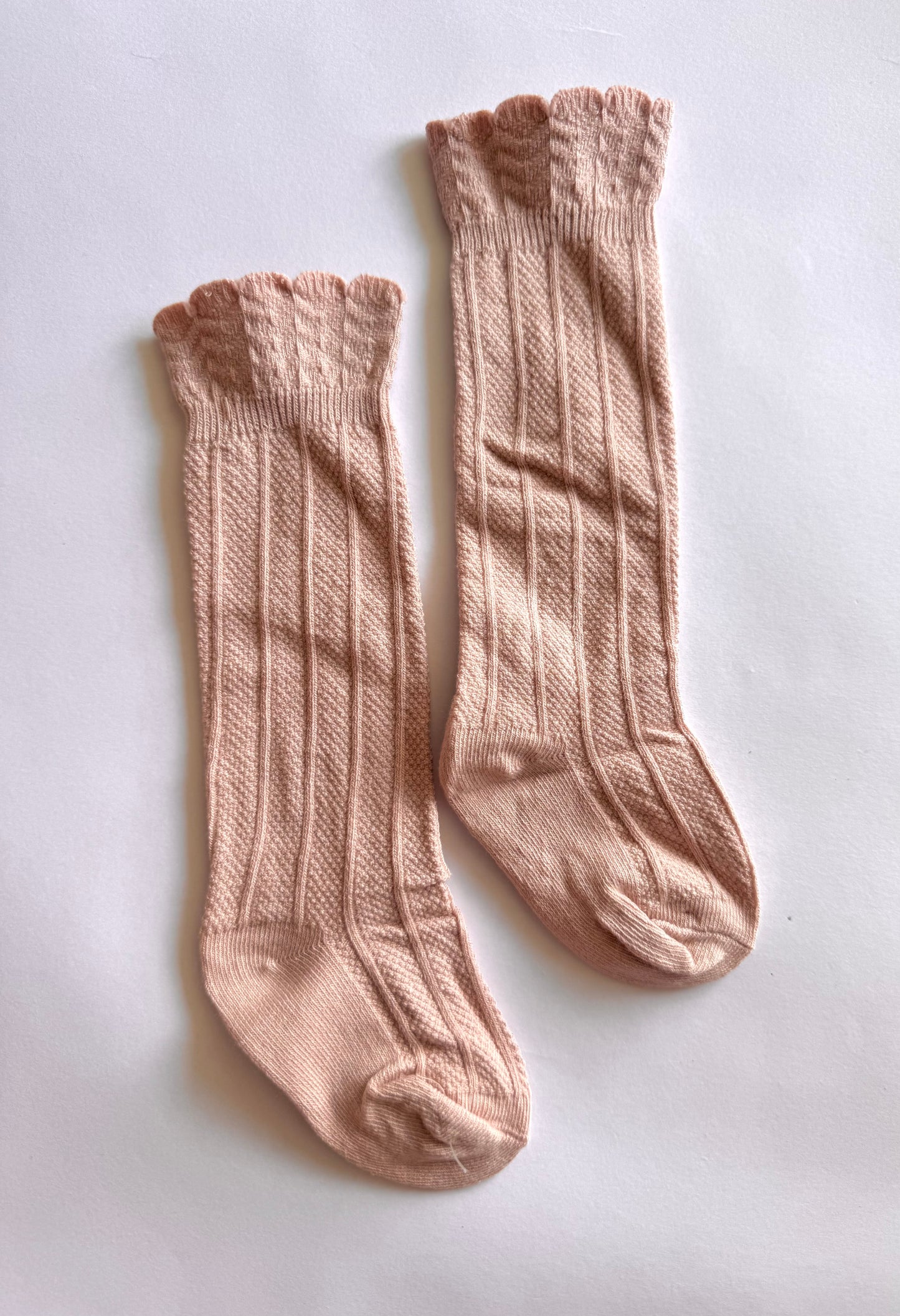 Scallop Knee Socks