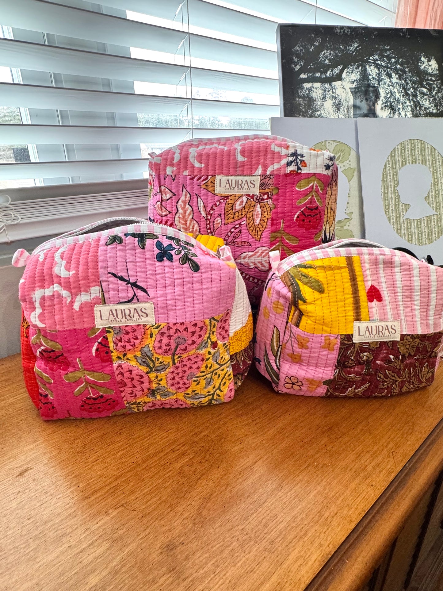 Posie Tulips Cosmetic Trio