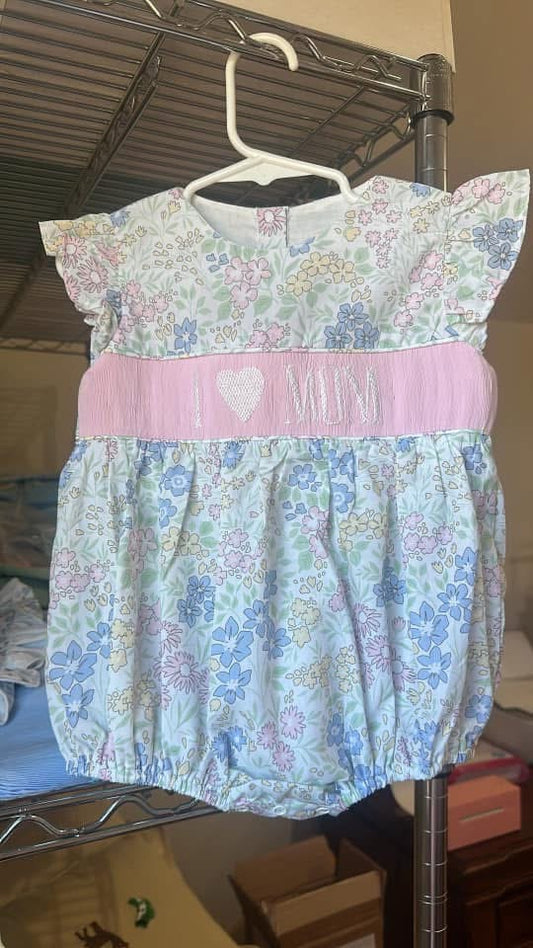 I 🤍 MOM bubble 18M