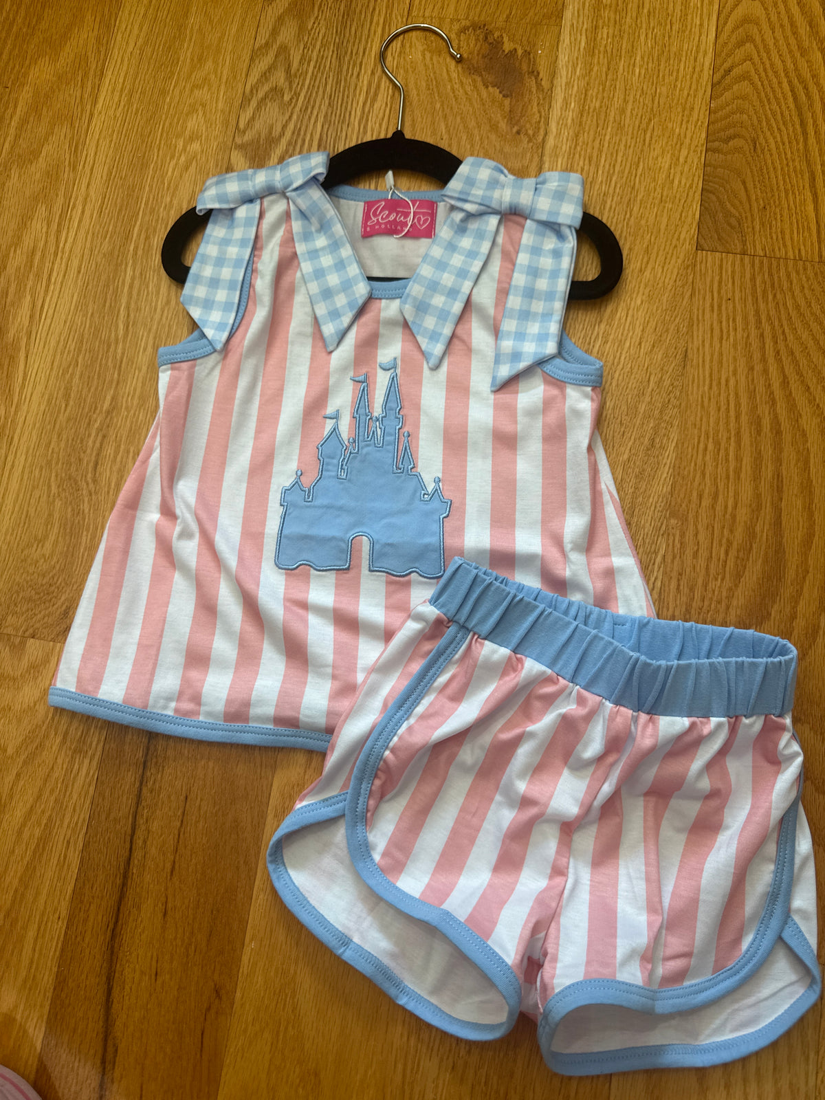 12-18M Castle Shorts Set