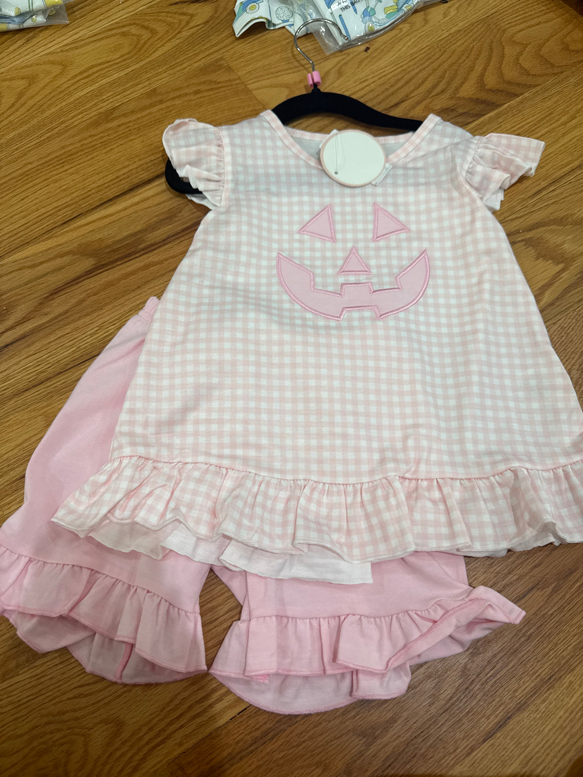 2T Pink Gingham Jack O Lantern Shorts Set